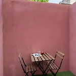 Apartament The Retreat, Cozy With Terrace *