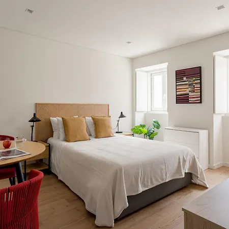 The Retreat, Cozy With Terrace *